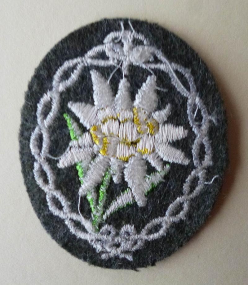 Third Reich : Wehrmacht / Heer (Army) Mountain-troops (‎Gebirgsjäger) Edelweiss Armbadge. — image 2
