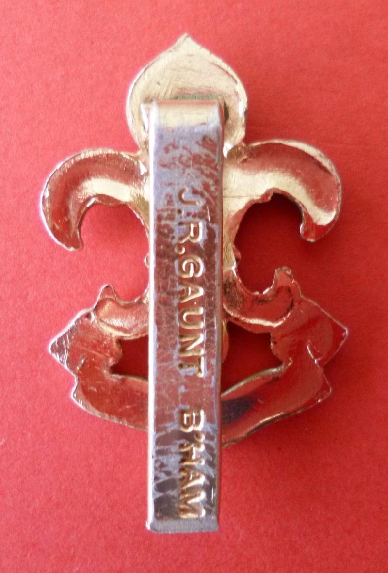 The King's Regiment Staybrite Cap-badge. — image 2