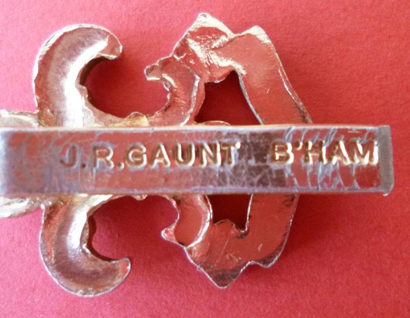 The King's Regiment Staybrite Cap-badge. — image 3