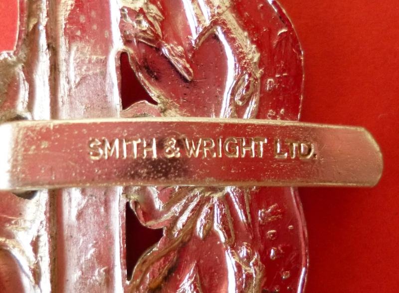 Gloucestershire Regiment Staybrite Cap-badge with Matching Back-badge. — image 3