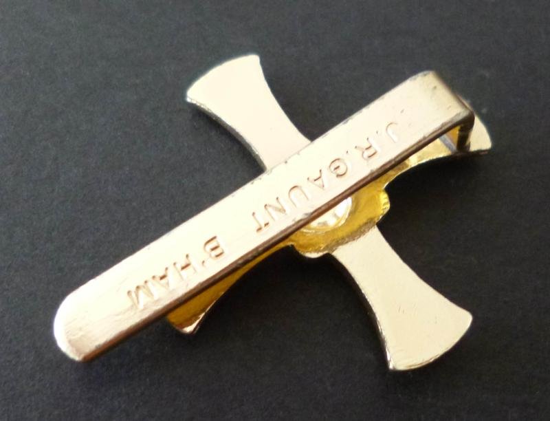 Northumbrian Universities Officers Training Corps (NUOTC) Cap-badge. — image 2