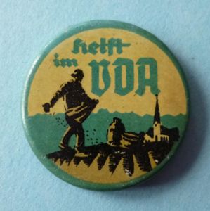 Third Reich : VDA Pinback Button-badge 'Helft im VDA'.