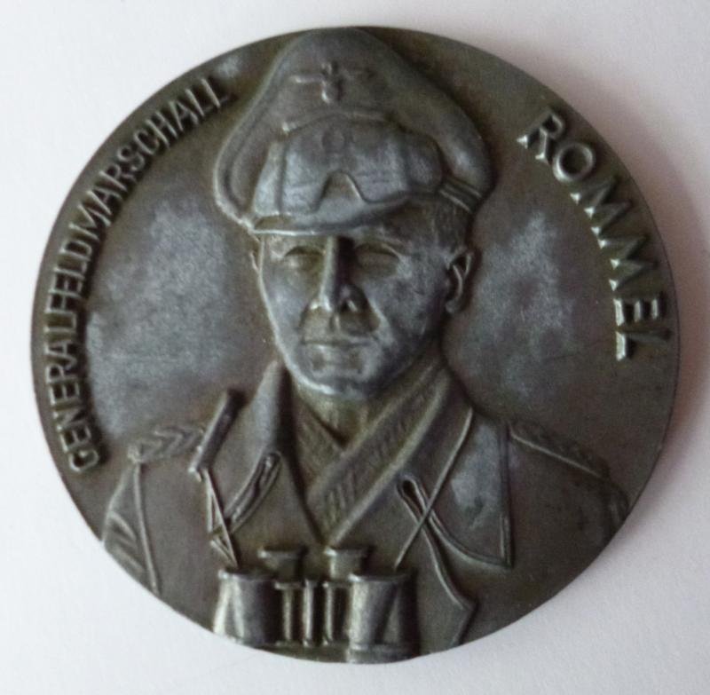 Third Reich : GFM Erwin Rommel Commemorative Medal together with three Rommel related German Magazines. — image 2
