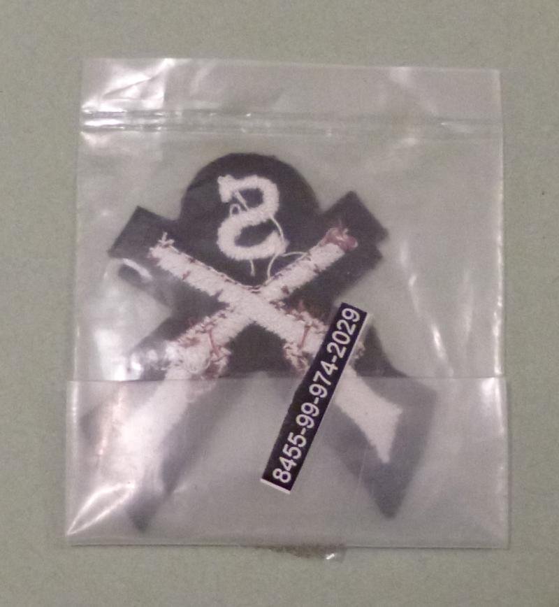 British Army Qualified Sniper's Machine-embroidered Arm-badge. — image 2