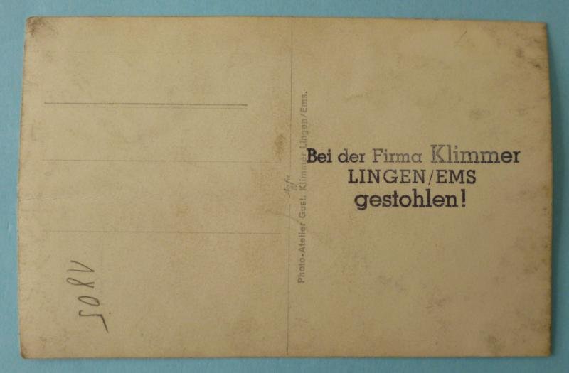 Third Reich : Postcard-photo of an Infantry Leutnant Wearing a Waffgenrock. — image 2