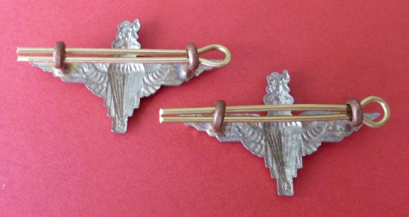 Parachute Regiment Matched Pair of King's crown Collar-badges. — image 2