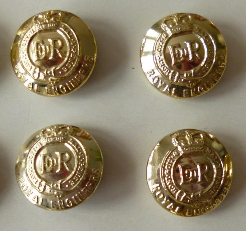 Royal Engineers Set of 25 Staybrite EiiR Buttons, 19mm dia. — image 2