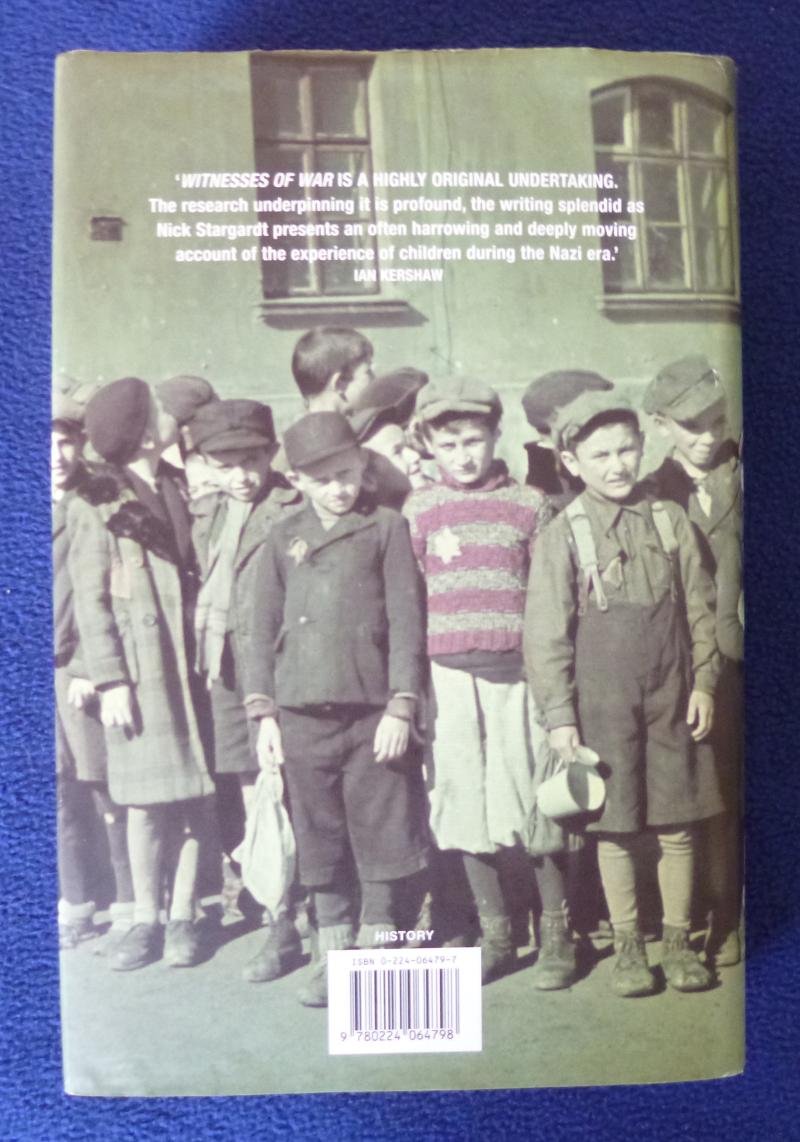 Book : 'Witnesses of War - Childrens Lives under the Nazis' by Nicholas Stargardt. — image 2