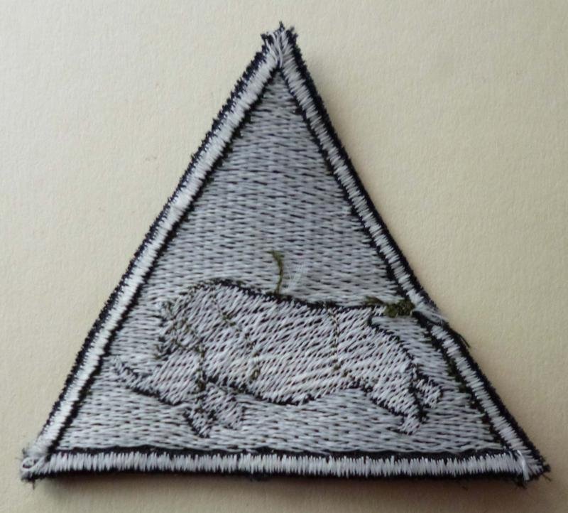 1st (UK) Armoured Division Shoulder-flash / TRF - Subdued version. — image 2