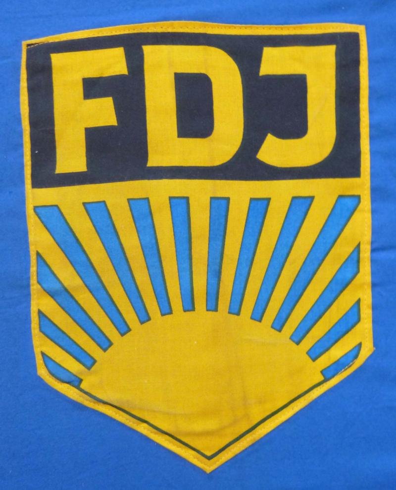 East Germany (DDR) : Freie Deutsche Jugend (FDJ) Flag. — image 2