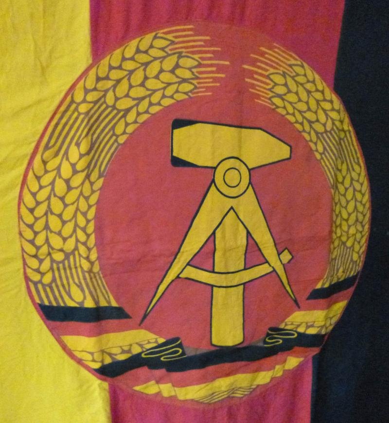 East Germany (DDR) : National House-flag / Drape. — image 2