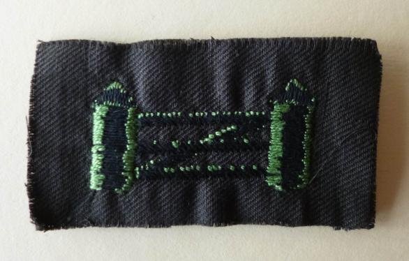 British 6th Corps Machine-embroidered Shoulder-flash. — image 2