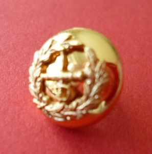 British Army General's Gilded-metal Buttons for the Gorget-patches., 14mm Dia.