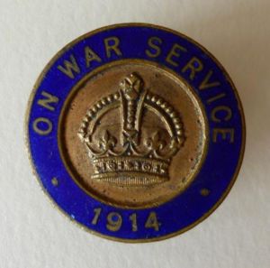 WW1 'On War Service 1914' Munition Worker's Lapel-badge