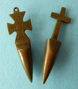 Imperial : A Pair of WW1 German Amulets made from …