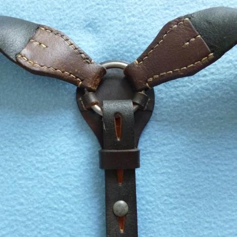 Third Reich : Wehrmacht Combat 'Y' Straps (Belt Support Straps). — image 2