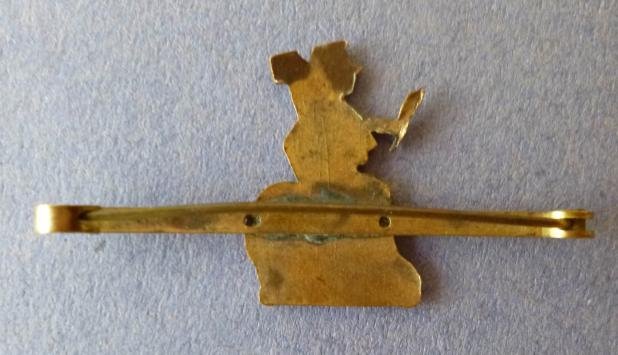 Royal Norfolk Regiment Sweetheart Brooch. — image 2