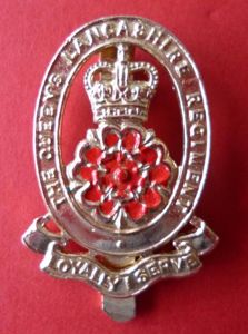 The Queen's Lancashire Regiment Queen's crown Staybrite Cap-badge.