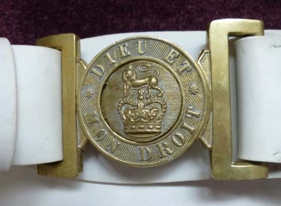 British Army White Plastic Dress-belt with Brass Queen's crown Buckle. — image 2