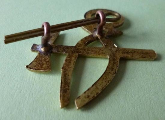 Army Fitter's Brass Trade Arm-badge. — image 3