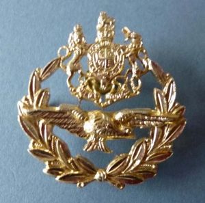 Royal Air Force Non-commissioned Master Air-crew Arm-badge.
