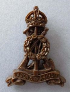 WW2 Pioneer Corp Plastic War-economy Cap-badge.