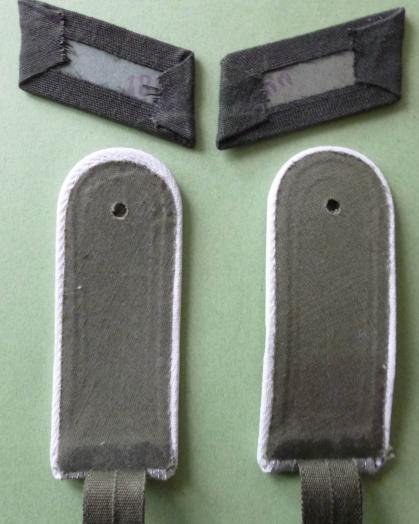 East Germany (DDR) : National Volksarmee (NVA) Set of Insignia for an Infantry NCO. — image 3