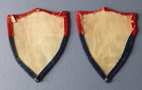 Army HQ Middle East Land Forces Printed Queen's crown Shoulder Flashes. — image 2