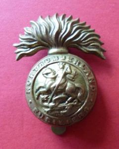 Northumberland Fusiliers all-brass WW1 Cap Badge.