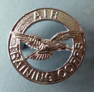 Air Training Corps Cap Badge.