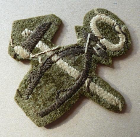Army Fitter / Artificer's Hand-embroidered Trade Qualification  Arm-badge. — image 2