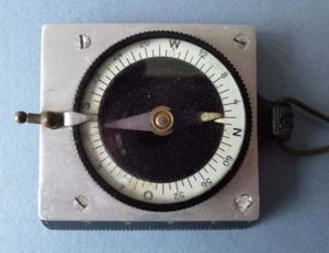Third Reich : Wehrmacht / Waffen-SS Marching Compass.