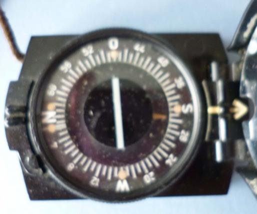 Third Reich : Wehrmacht / Waffen-SS Compass with Leather Lanyard. — image 3