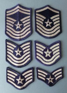 USA : USAF Vietnam-era collection of Rank Armbadges for wear …