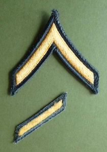 USA : Army Private E2 Rank Armbadge with Three-year Service …