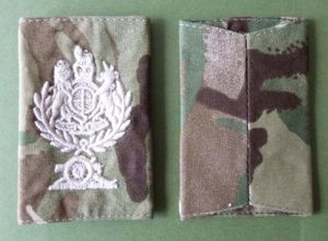 Royal Artillery Master Gunner 1st Class Rank-slide (Queen's crown).