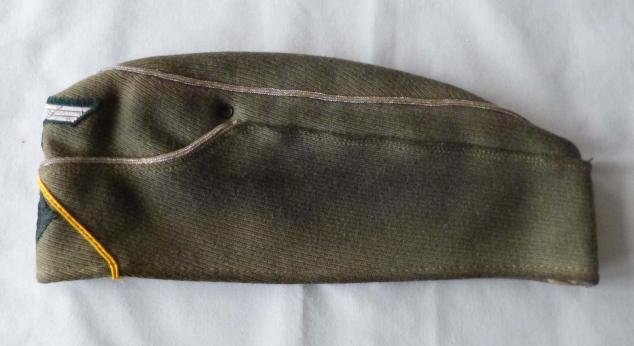 Third Reich : Wehrmacht / Heer M38 Pattern Kavallerie Officer's Field-cap. — image 2