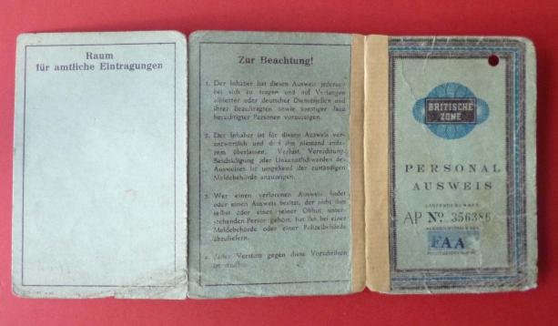 Third Reich : Wehrpass and Post-war British Zone Personal Pass. — image 3
