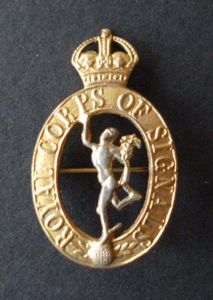 Royal Corps of Signals (King's crown) Cap Badge with Brooch-pin …
