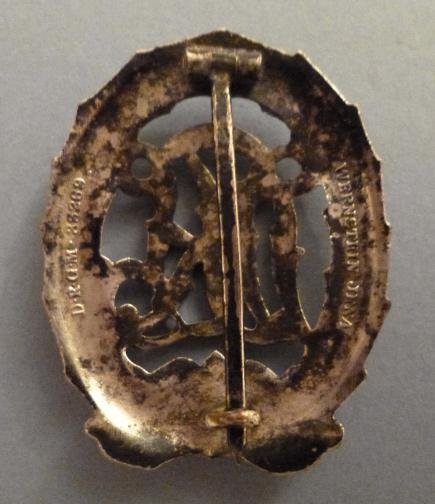 Third Reich : National Sports Badge 'DRL' 3rd pattern in Silver. — image 2