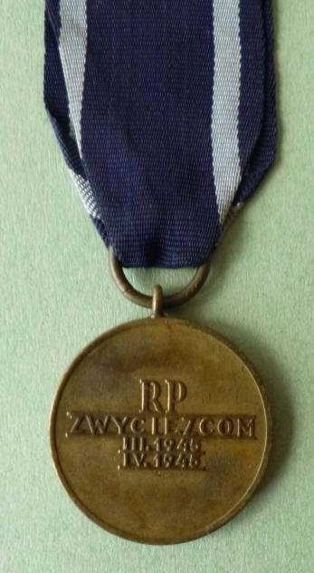Poland : 1945 Campaign Medal for the Oder, Neisse and Baltic Region Battles. — image 2