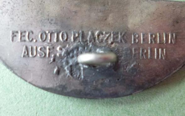 Third Reich : Kriegsmarine Blockade-breaker War Badge. — image 3