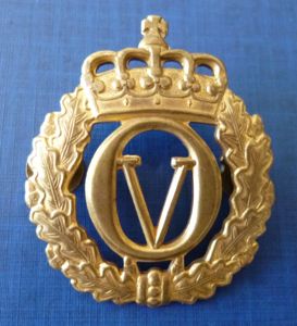 Norway : Army Officer's Cap-badge (King Olav V 1967 - …