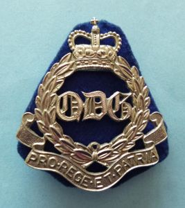 Queen's Dragoon Guards (Bays) Queen's crown NCOs' Regimental Rank-badge.