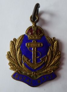 Royal Navy Gilt & Enamel Pendant / Sweetheart brooch.
