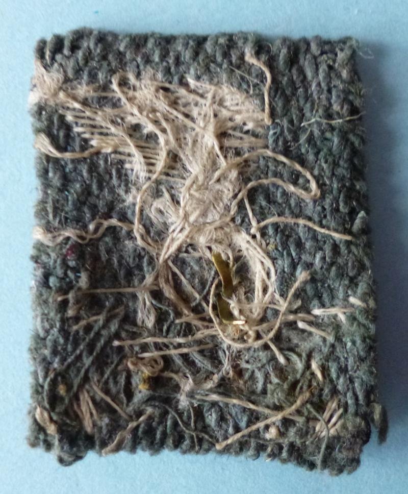 Italy : WW2 Fascist Army Medium Artillery Field-cap Badge. — image 2