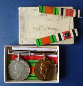 WW2 Pair of Medals : Defence Medal & Special Constabulary …
