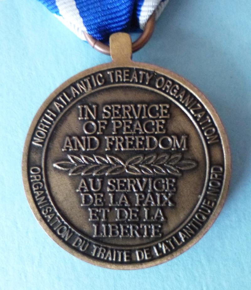 NATO Service Medal for Former Yugoslavia. — image 3