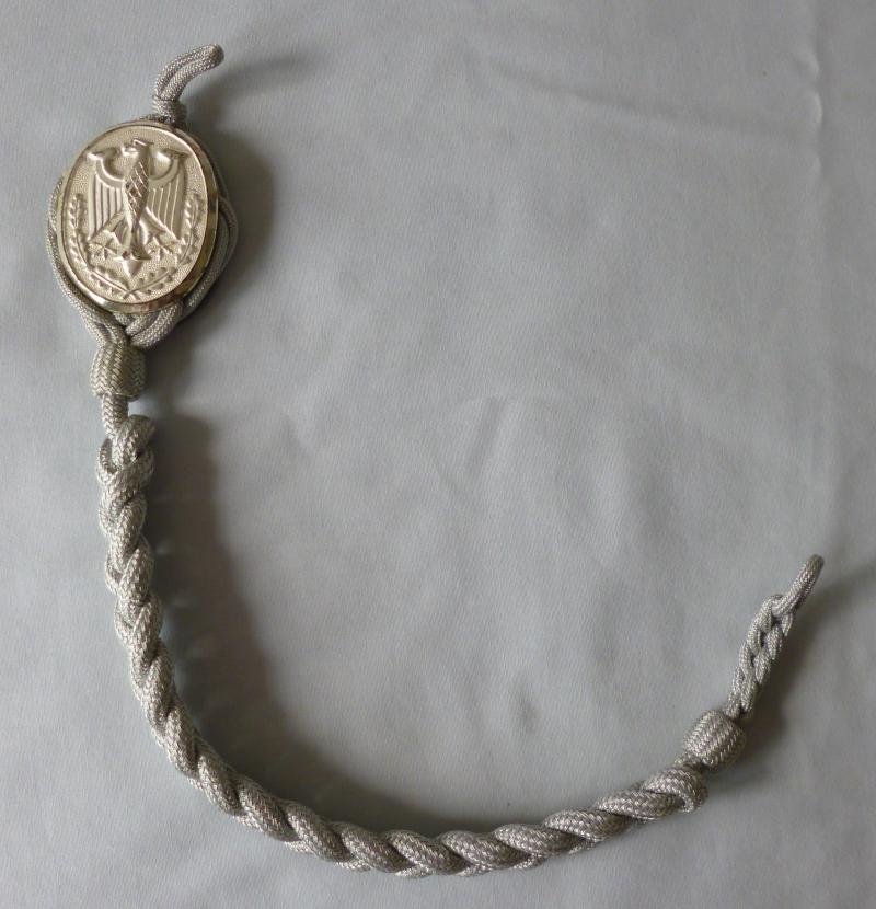 BRD :West German Bundeswehr Shooting Cord (Schützenschnur) - Silver Grade. — image 2