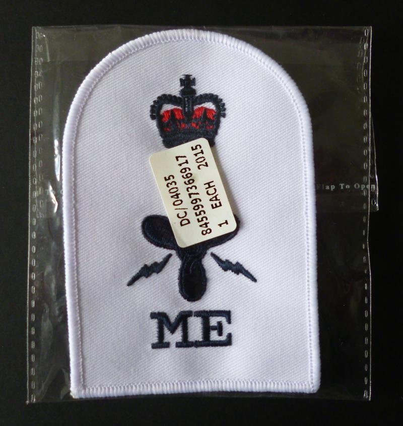 Royal Navy Marine / Missile Engineering ME Petty Officer Arm-badge for the White Uniform. — image 3
